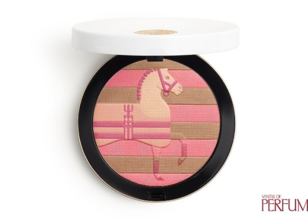 Hermès Beauté presenta Rocabar, una edición limitada de polvos inspirada en el legado ecuestre de la Maison