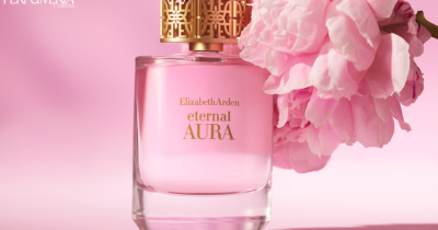 Elizabeth Arden presenta Eternal Aura, una nueva fragancia inspirada en el legado femenino de la marca