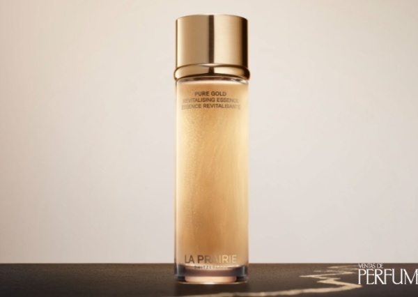 La Prairie inicia una nueva era para su colección Pure Gold con la esencia revitalizante Pure Gold Revitalising Essence