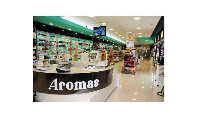 Aromas inaugura una nueva perfumería