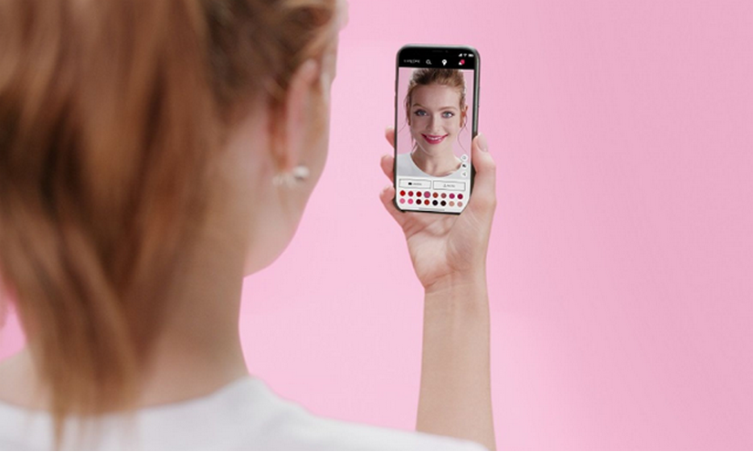 El espejo virtual que consigue que la distancia no sea una barrera a la hora de probar tu maquillaje