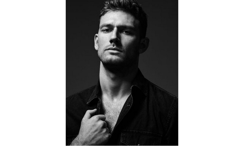 Alex Pettyfer, la imagen del perfume Only the Brave de Diesel