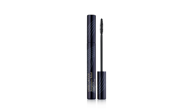 Estée Lauder presenta la nueva mascara de pestañas, Sumptuous Rebel Length + Lift Mascara