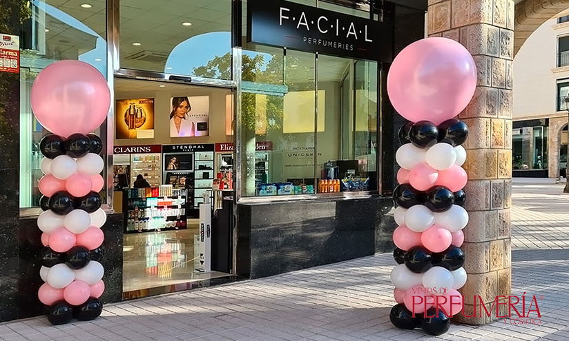 Fachada Perfumería Facial de Sant Quirze 